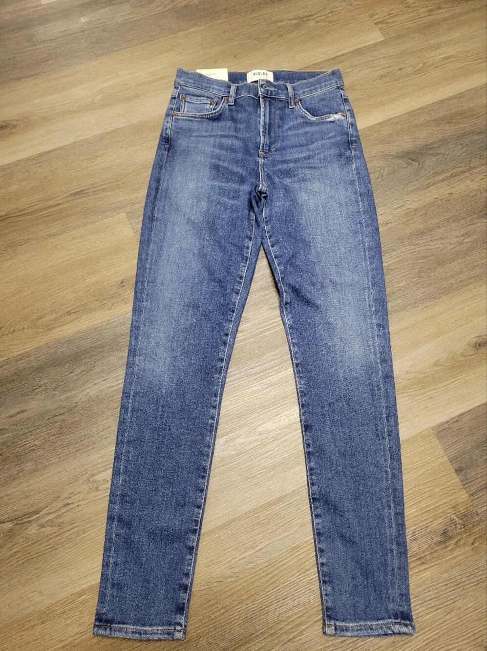 AGOLDE NWT mid- rise Sophie ankle blue jeans